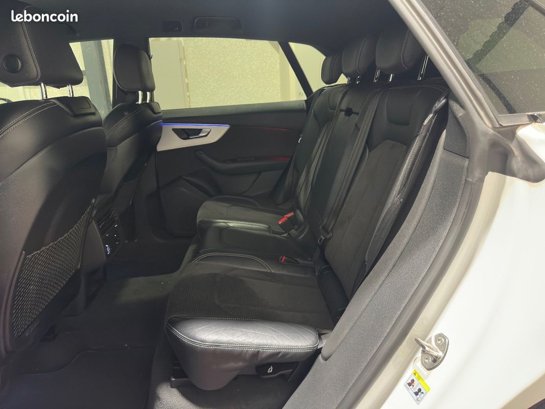 AUDI Q8 50 TDI Tiptronic 8 Quattro S line (image 16)