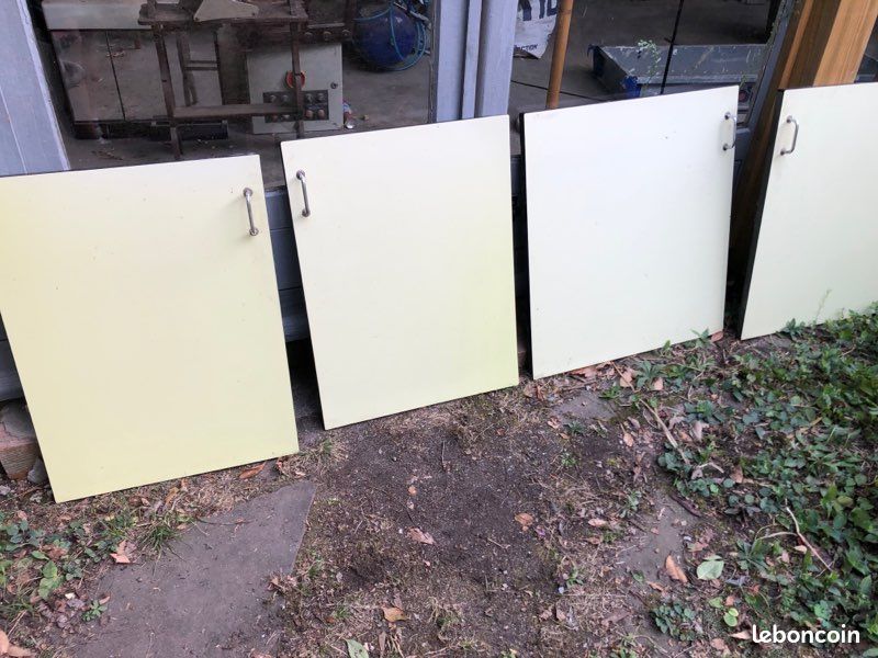 Portes placards cuisine Formica (image 2)