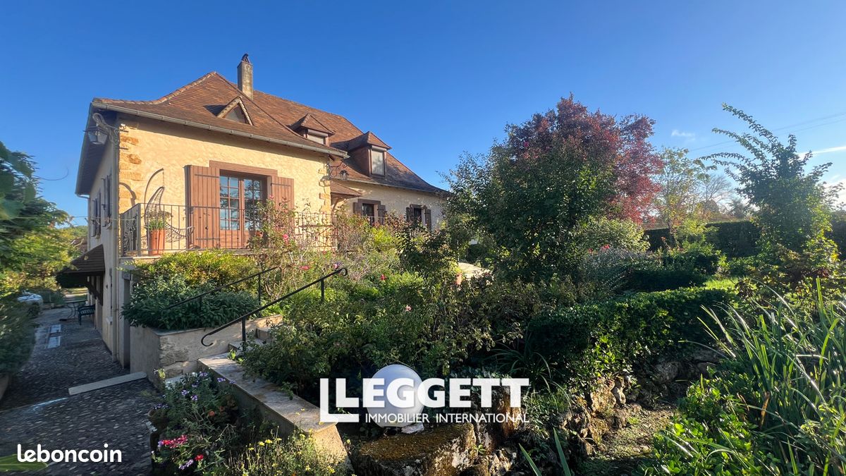 Maison 200 m² · à Saint-Germain-et-Mons · 200 m² · 299 999 €