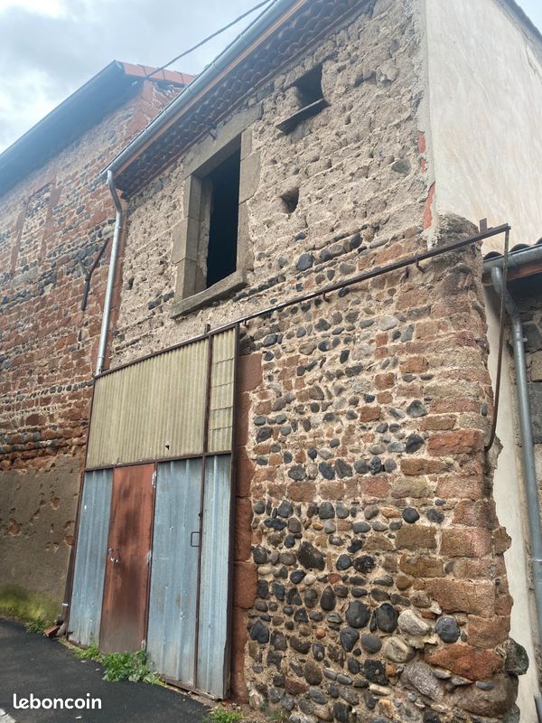 Maison 1 pièce 47 m² · à Issoire · 47 m² · 40 000 €