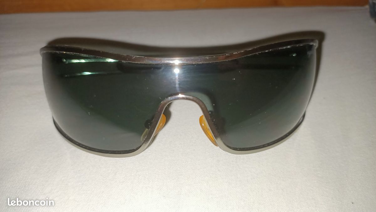 Lunettes de soleil (image 1)
