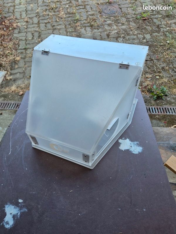 Petite enceinte sablage (image 1)