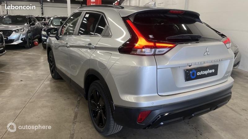 Mitsubishi Eclipse Cross 2.4 MIVEC PHEV 188ch Black Collection 4WD 2023 (image 4)