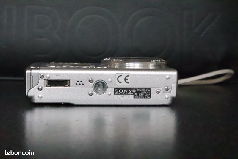 Appareil photo vintage Sony Cybershot 12.1 (image 7)