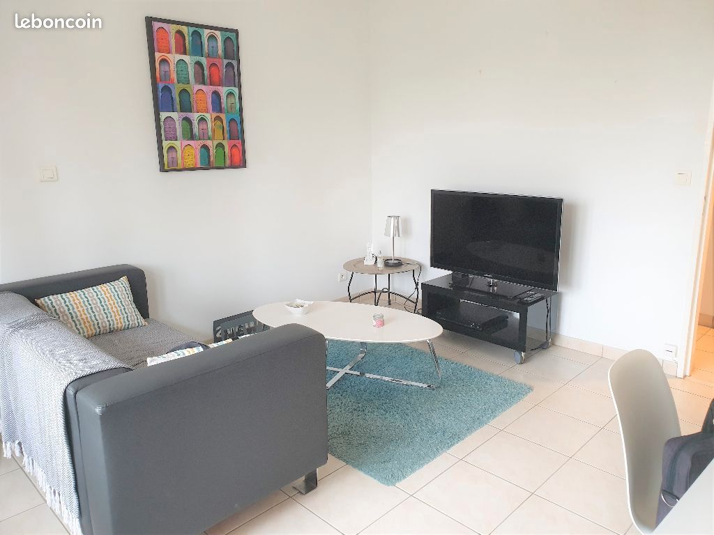 Appartement 3 pièces 55 m² · à Talence · 55 m² · 922 €