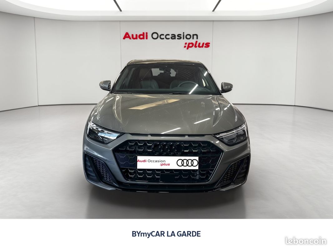 AUDI A1 Sportback 35 TFSI 150 ch S tronic 7 S Line (image 8)