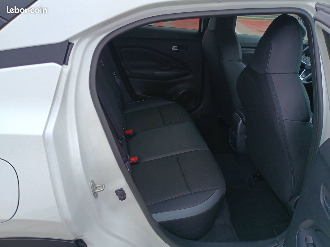 NISSAN Juke HYBRID 143 N-Connecta (image 15)
