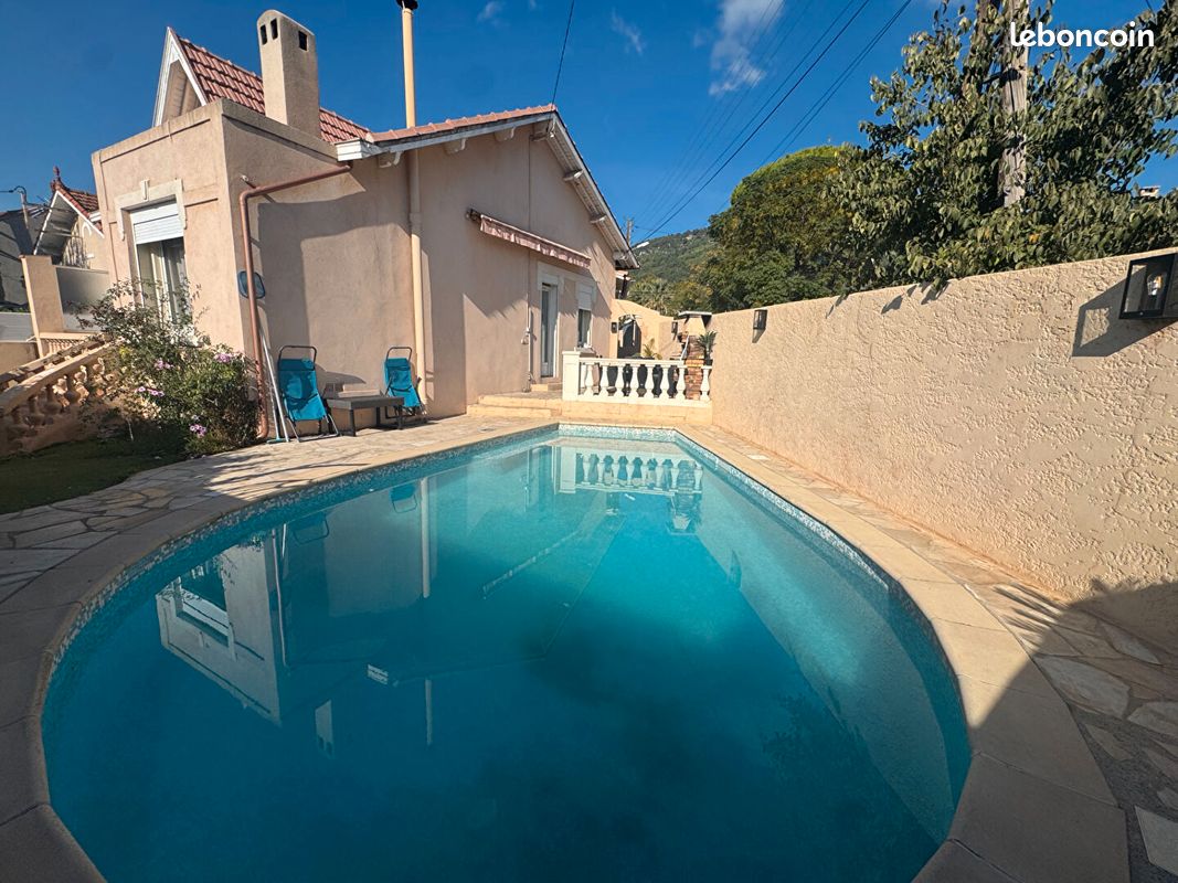 Maison 3 pièces 77 m² · à Toulon · 77 m² · 364 000 €