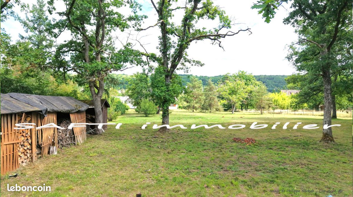 Terrain 5641 m² · à Moisson · 5 641 m² · 149 000 €