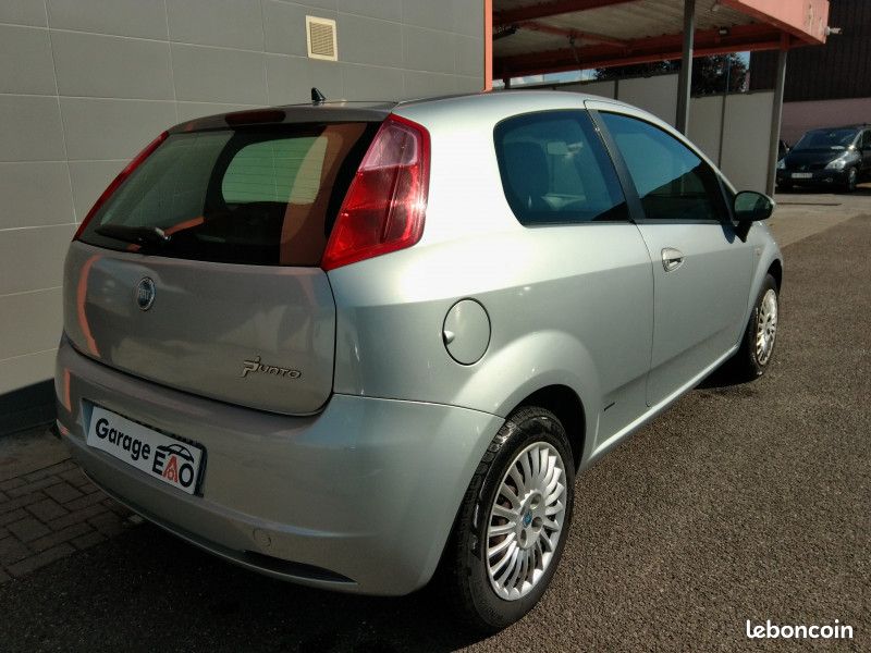 Fiat GRANDE PUNTO 1.3 MULTIJET 16V 75CH ACTIVE 3P (image 8)