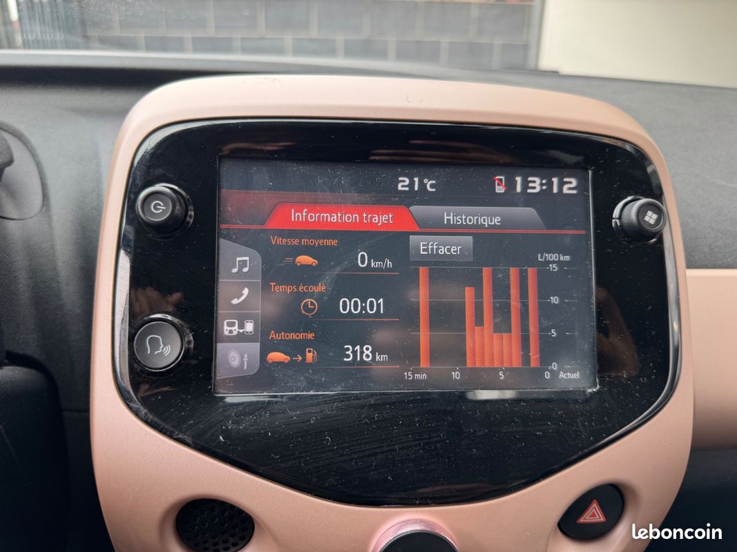 CITROEN C1 1.0 VTI 72ch ELLE | Carplay * Caméra de recul * Moteur Toyota (image 26)