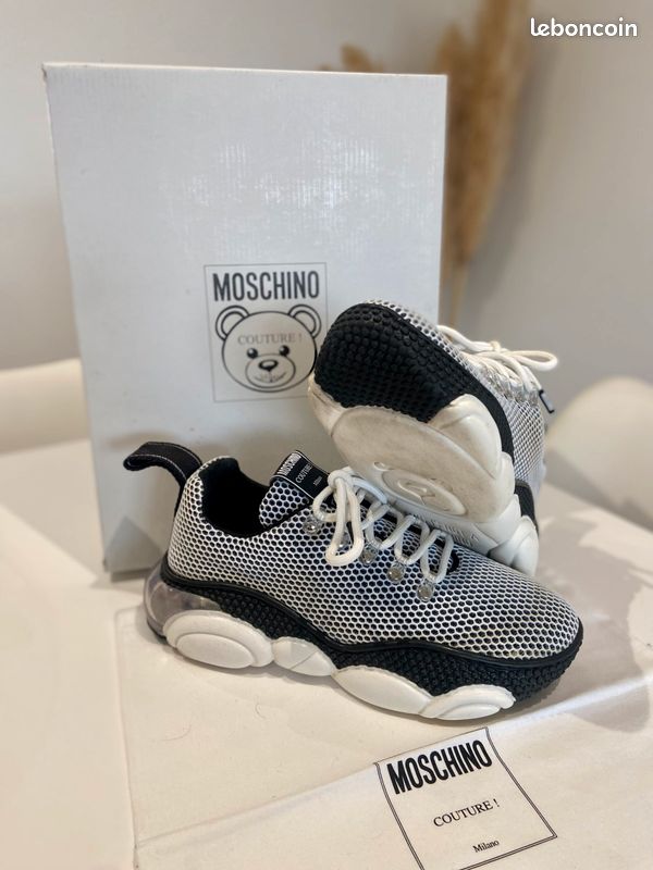 moschino chaussure