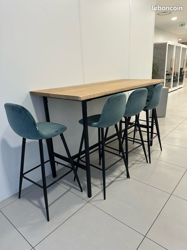 Table haute et chaises (image 1)