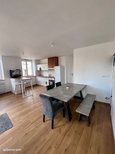 Appartement 3 pièces 64 m² · à Roanne · 64 m² · 700 €/mois