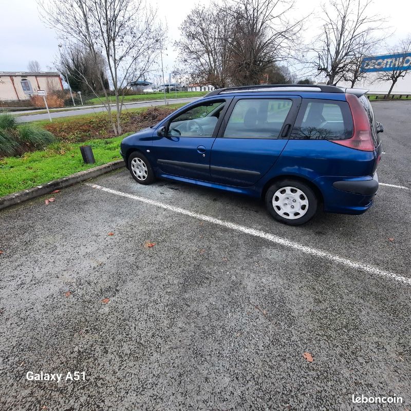 Peugeot 206 sw - Voitures