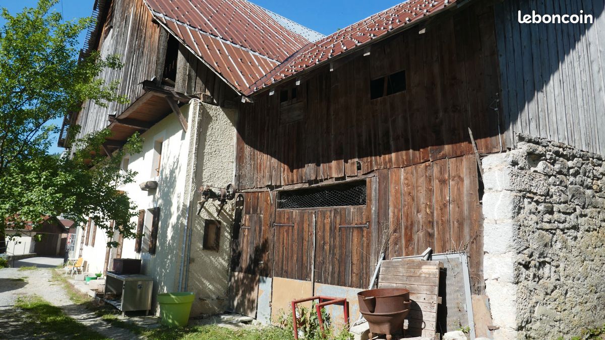Maison 6 pièces 85 m² · à Talloires-Montmin · 85 m² · 367 500 €