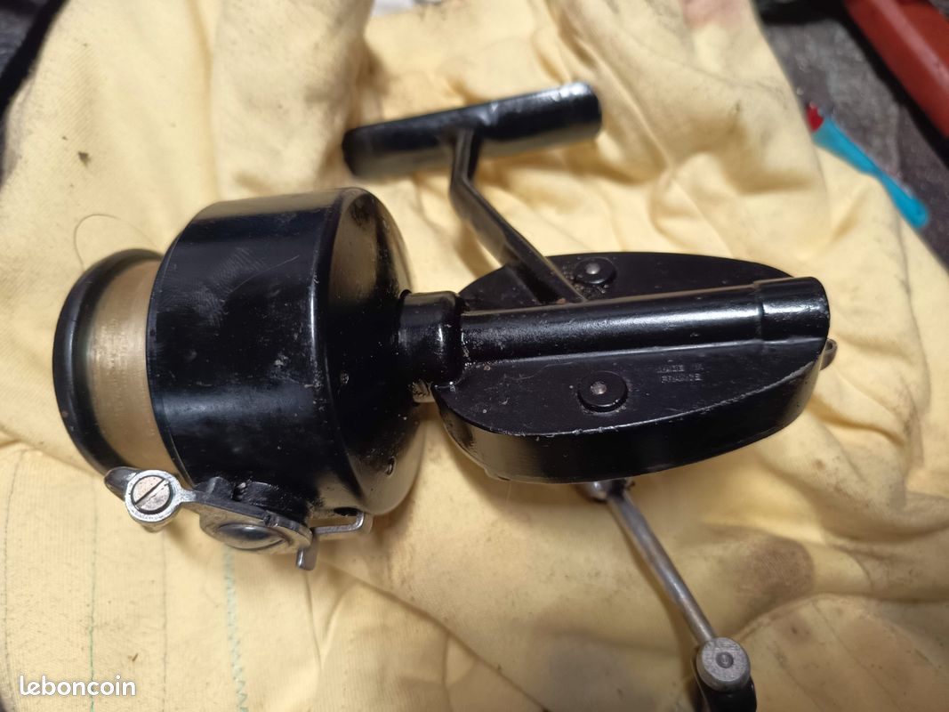 Moulinet De Pêche Mitchell 301 – Modèle D'occasion En Bon état