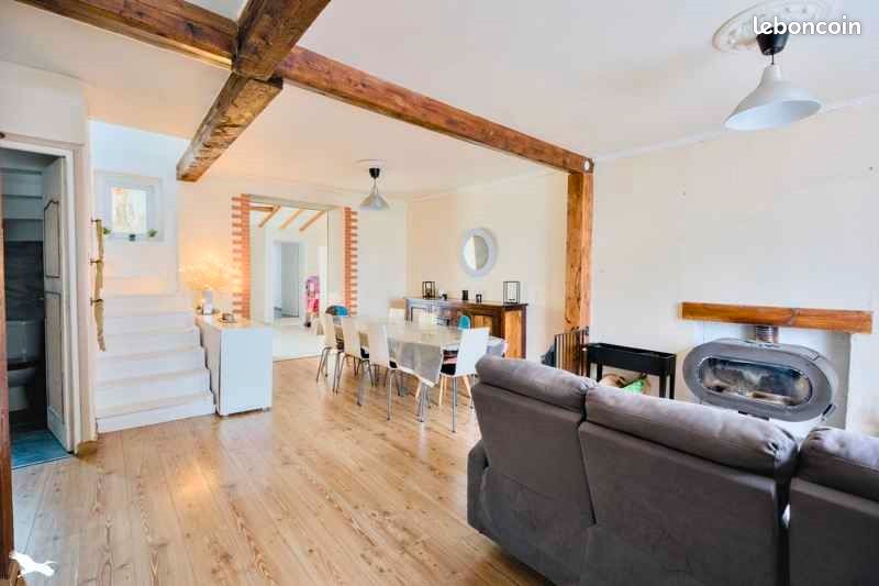 Maison 11 pièces 250 m² · à Guipavas · 250 m² · 324 632 €