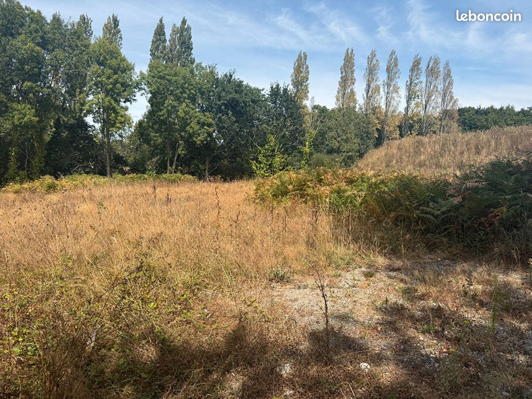 Terrain 730 m² · à Combrit · 730 m² · 122 000 €