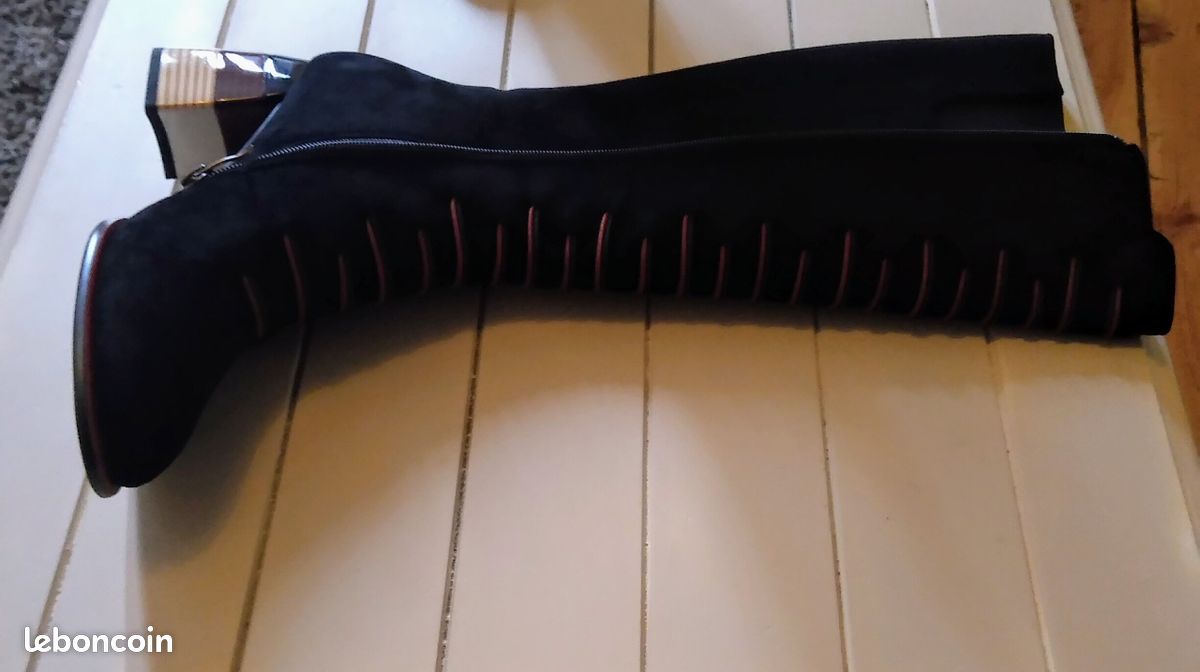 Paire de bottes hautes (image 3)
