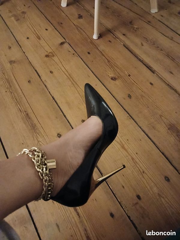 Escarpins Bordeaux San Marina Escarpin Dore Chaussures à Talon