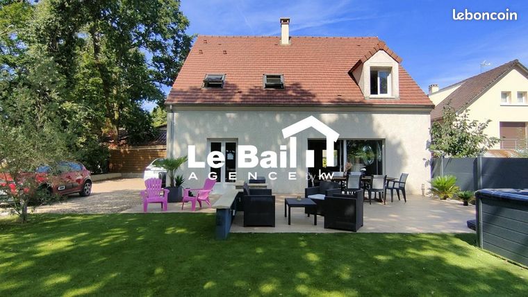 https://img.leboncoin.fr/api/v1/lbcpb1/images/49/a0/19/49a019bf4398c4b7d7fb631d9732da5ecd38e5f5.jpg?rule=ad-image