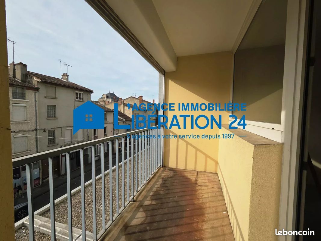 Appartement 4 pièces 79 m² · à Rive-de-Gier · 79 m² · 82 000 €