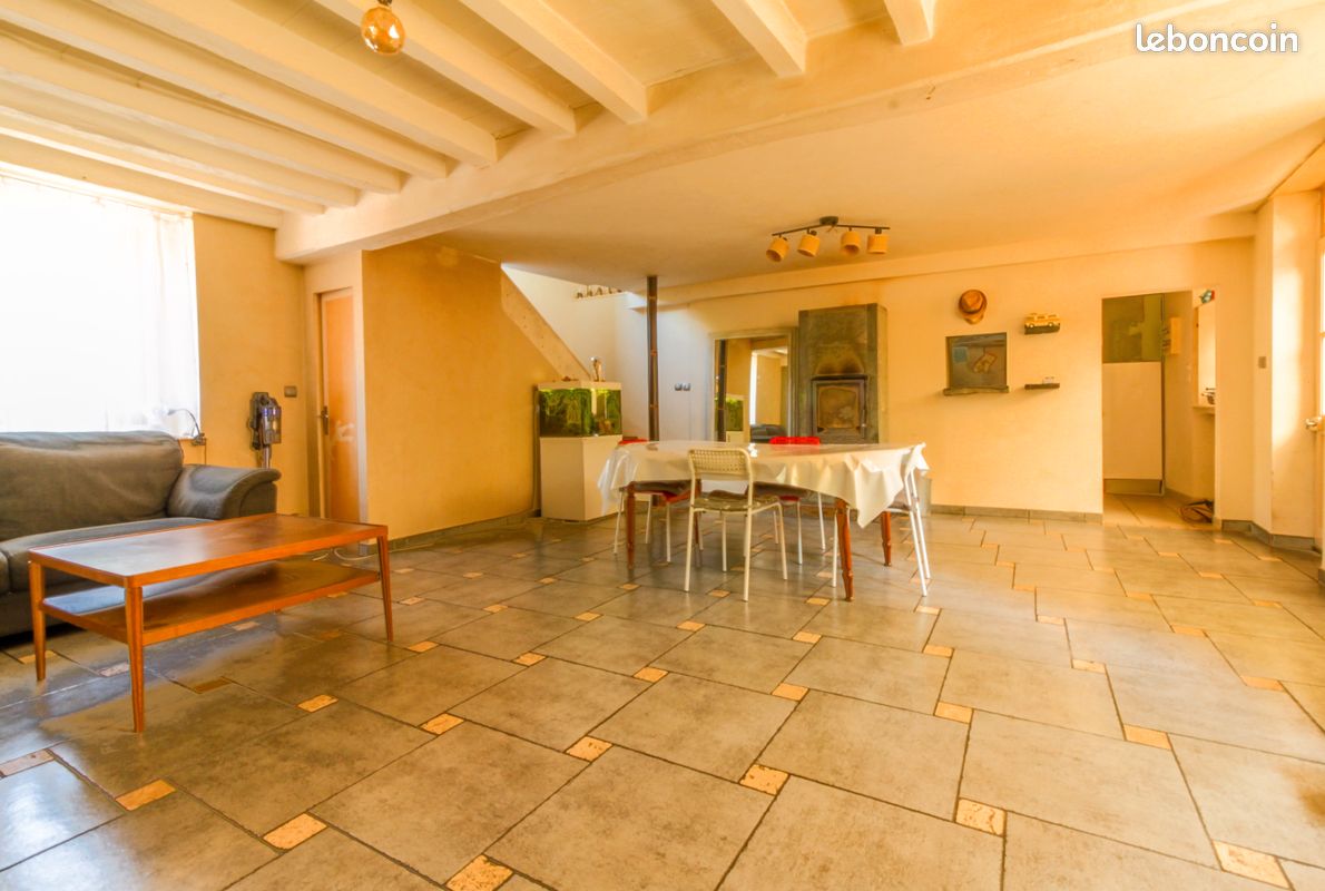 Maison 5 pièces 130 m² · à Cléry-Saint-André · 130 m² · 255 000 €