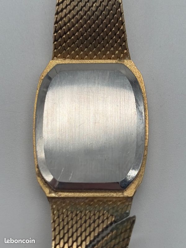 Montre Tissot Stylist Quartz vintage dorée - À restaurer - Pièce collection (image 6)