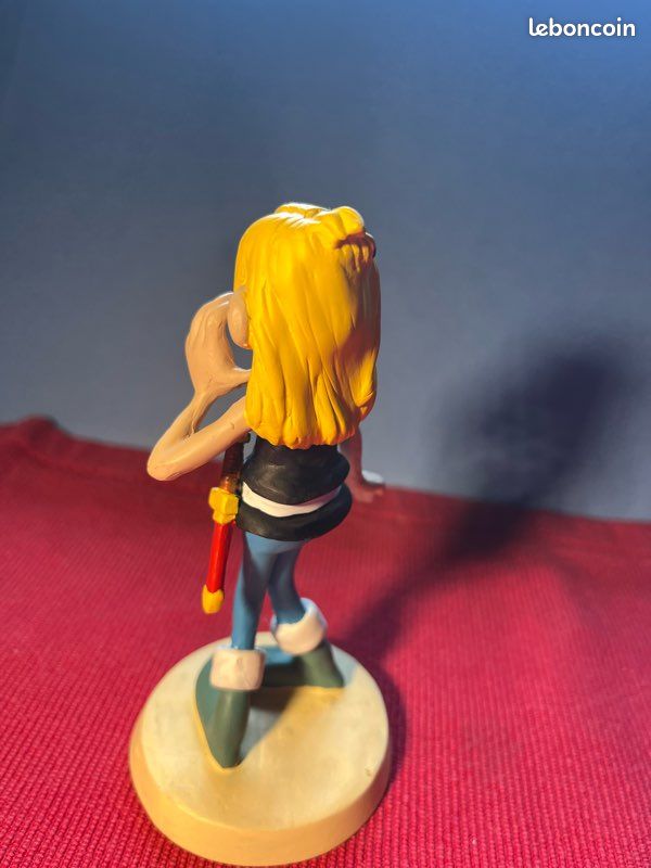 PLASTOY - ASTERIX Aux Jeux Olympiques - Le Char Goth Et Son Pilot - EUR