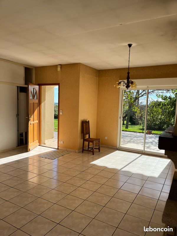 Maison 4 pièces 98 m² · à Moustier · 98 m² · 150 000 €