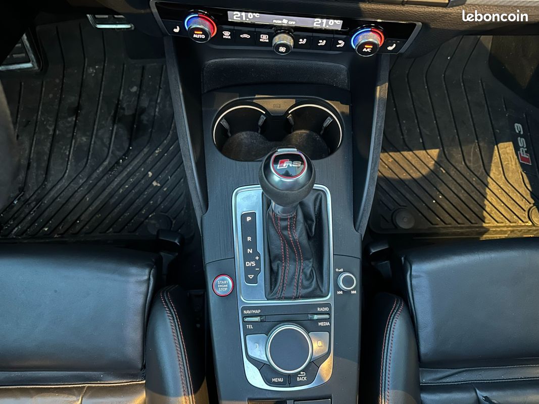 AUDI RS3 SPORTBACK Berline 2.5 TFSI DAZA 400 S tronic 7 Quattro Immat FR *Sieges RS / Toit ouvrant / Bang Olufsen (image 16)