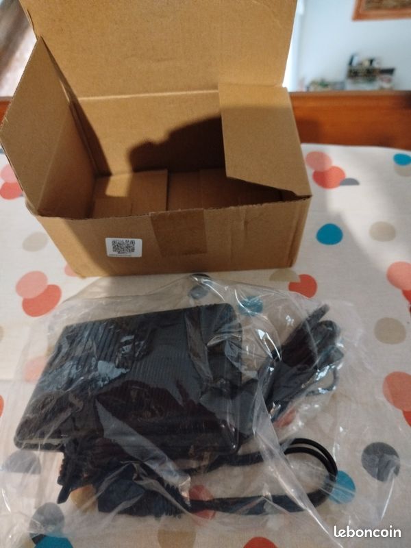 Câble alimentation machine à coudre (image 1)