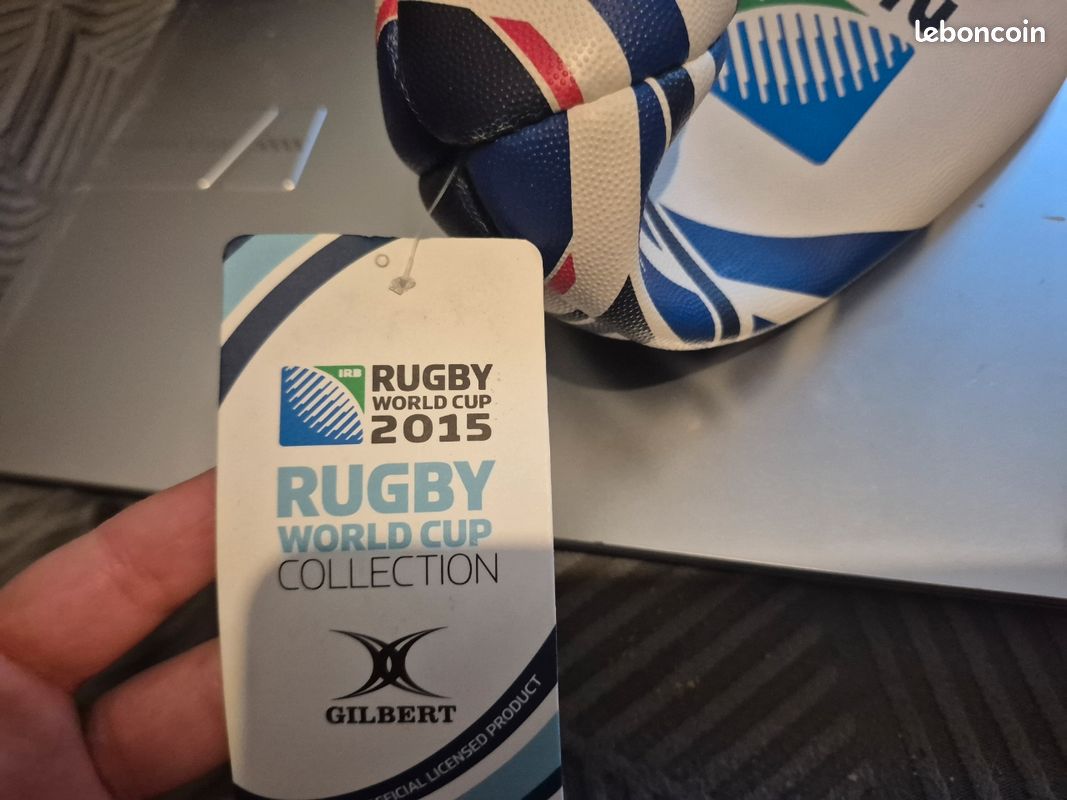 Ballon De Rugby Officiel Gilbert Coupe Du Monde 2015 Angleterre - Occasion, En état De Fonctionnement
