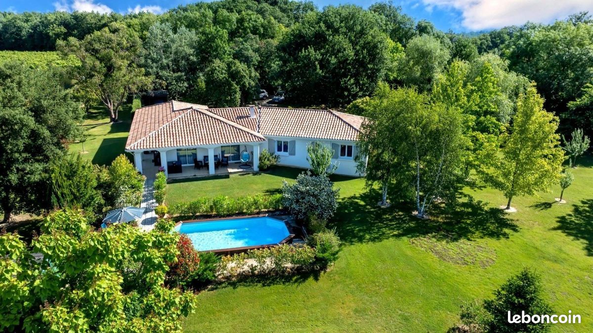 Maison 8 pièces 141 m² · à Cazaubon · 141 m² · 389 900 €