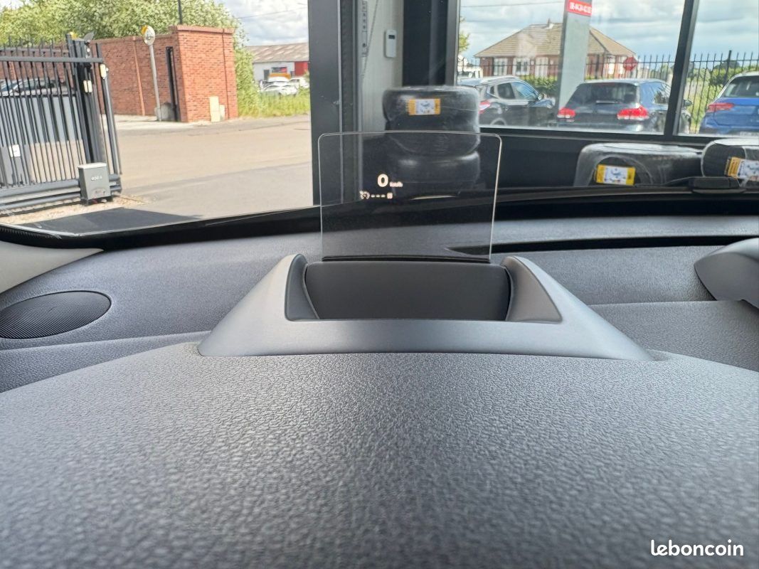 🔹 PEUGEOT 3008 1.6 BlueHDi 116 ch Allure - 🌤️ Toit panoramique ✨ Jantes alliage (image 19)