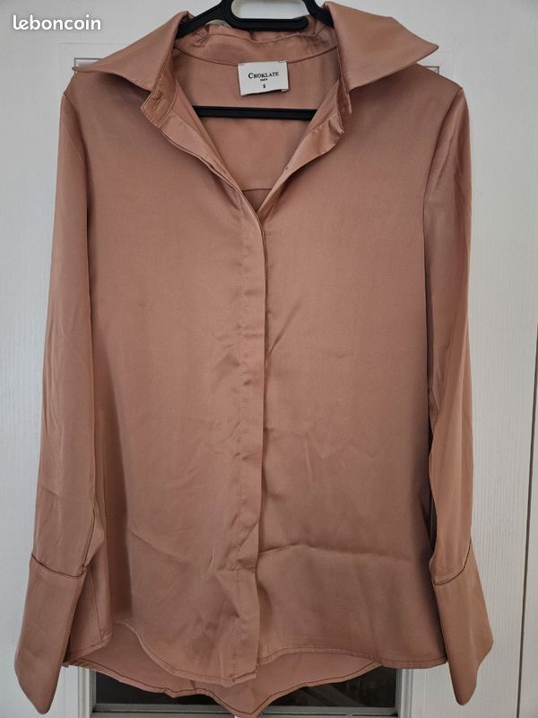 Chemisier en satin taille S (image 1)