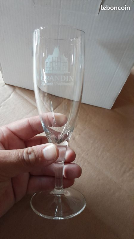 Verre à champagne (image 3)