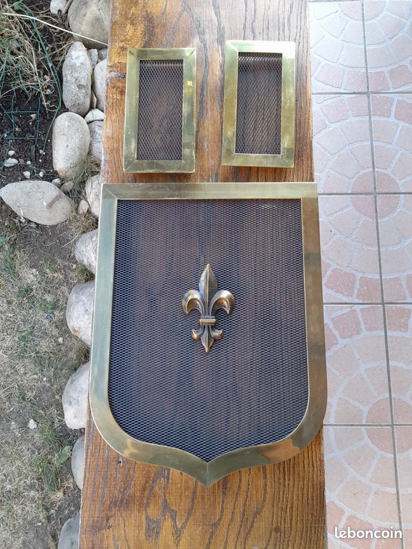 Armoiries cheminée (image 1)