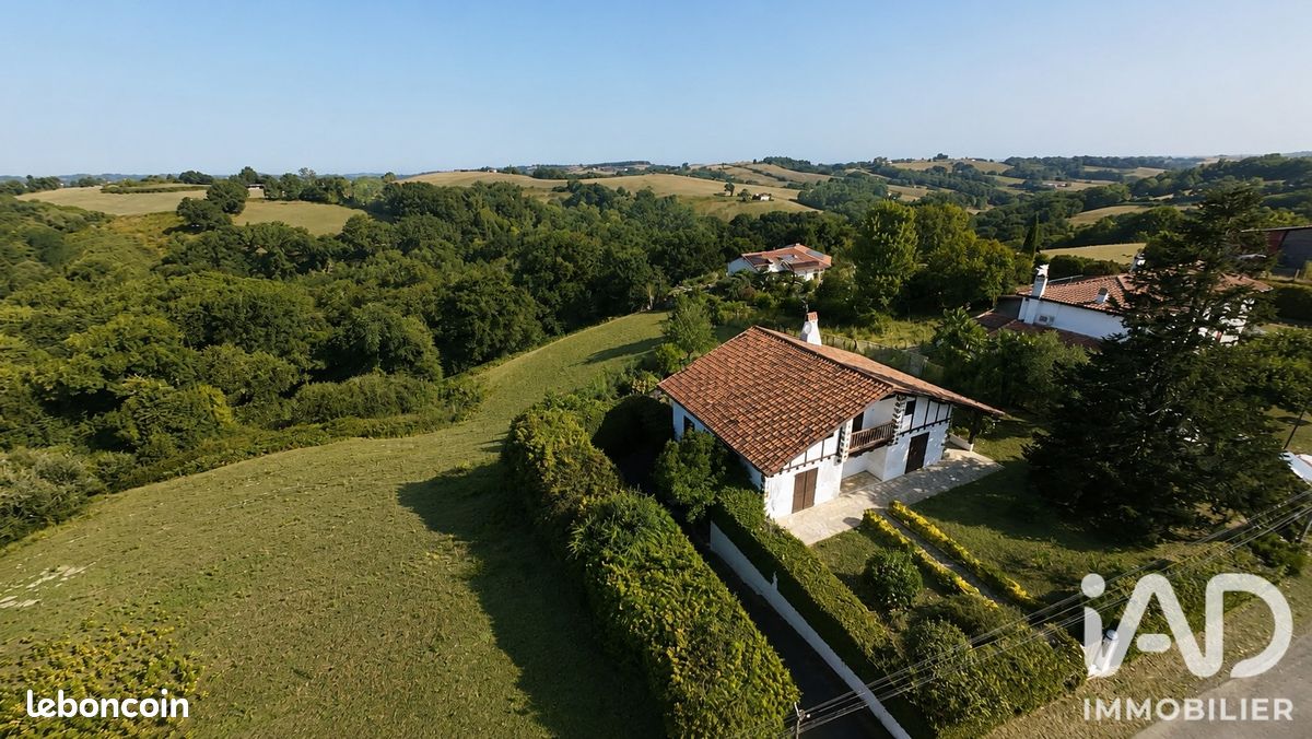 Maison 5 pièces 141 m² · à Hasparren · 141 m² · 420 000 €