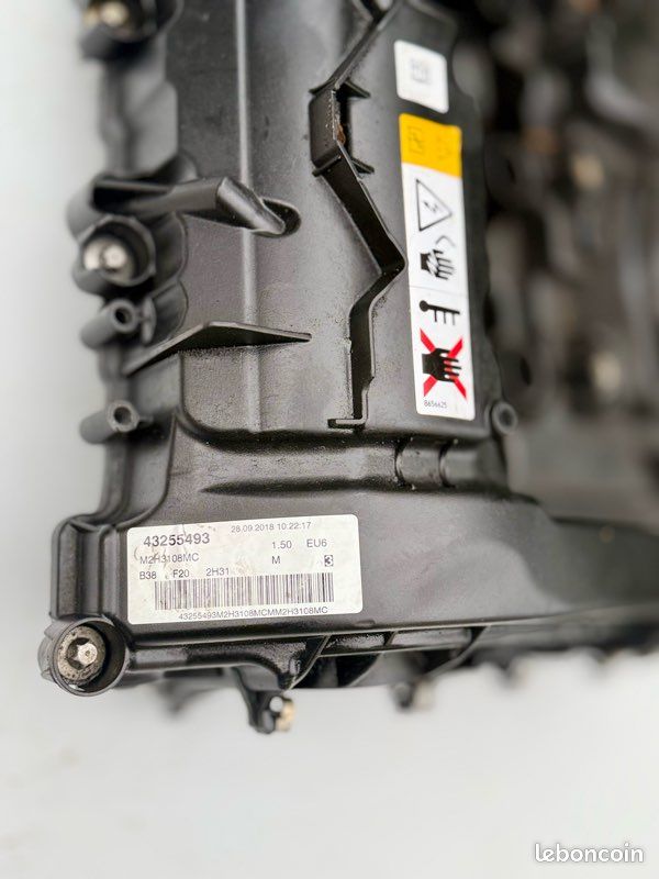 Cache-culbuteurs / couvre-culasse BMW B38 OEM d’origine (image 2)