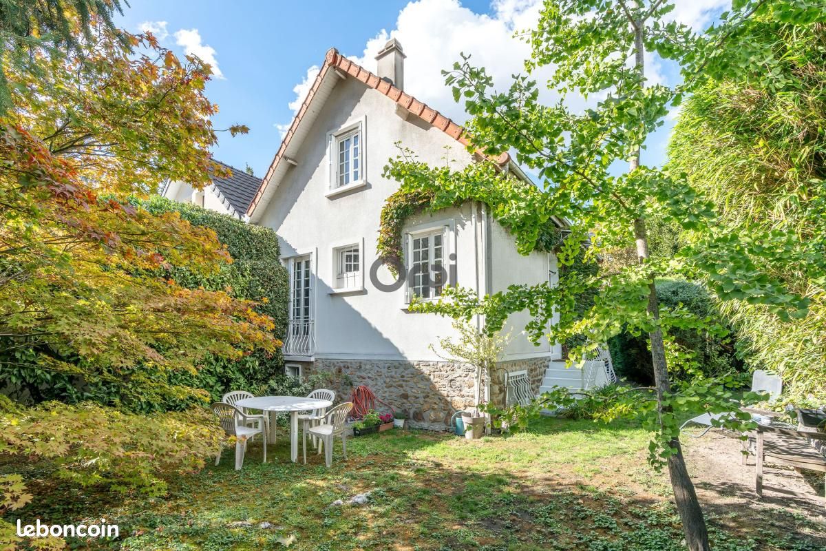 Maison 5 pièces 100 m² · à Saint-Maur-des-Fossés · 100 m² · 758 000 €