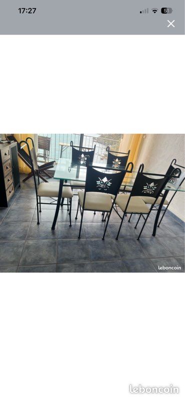 Table en fer forgé + 6 chaises plateau en verre (image 1)