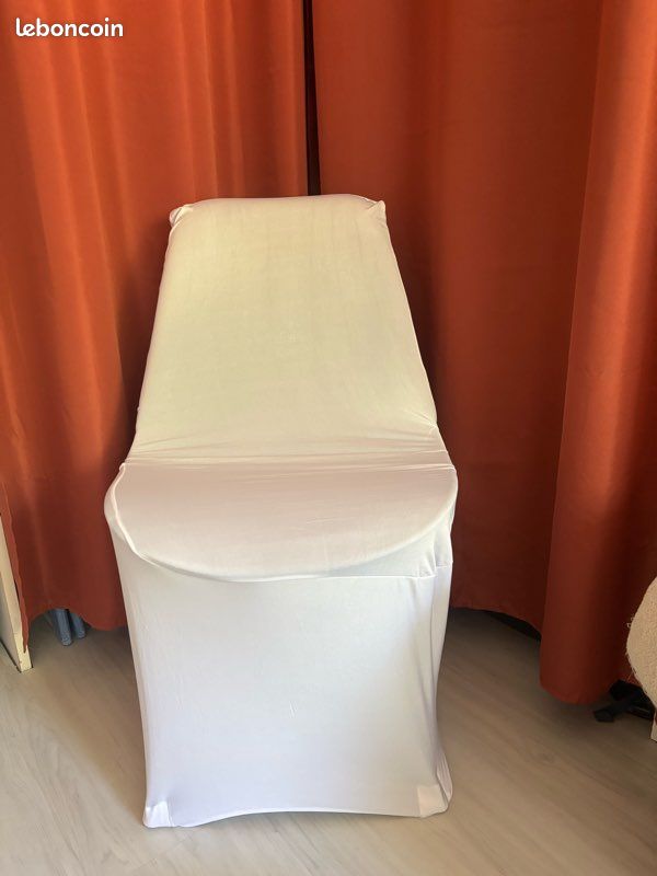 Lot de 2 housses de chaise blanches extensible – Cérémonie / Mariage (image 1)