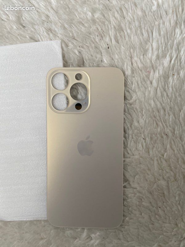 Dos iPhone (image 1)