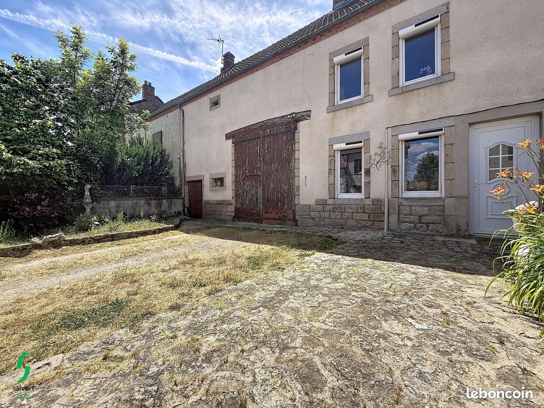 Maison 4 pièces 101 m² · à Fontanières · 101 m² · 72 000 €