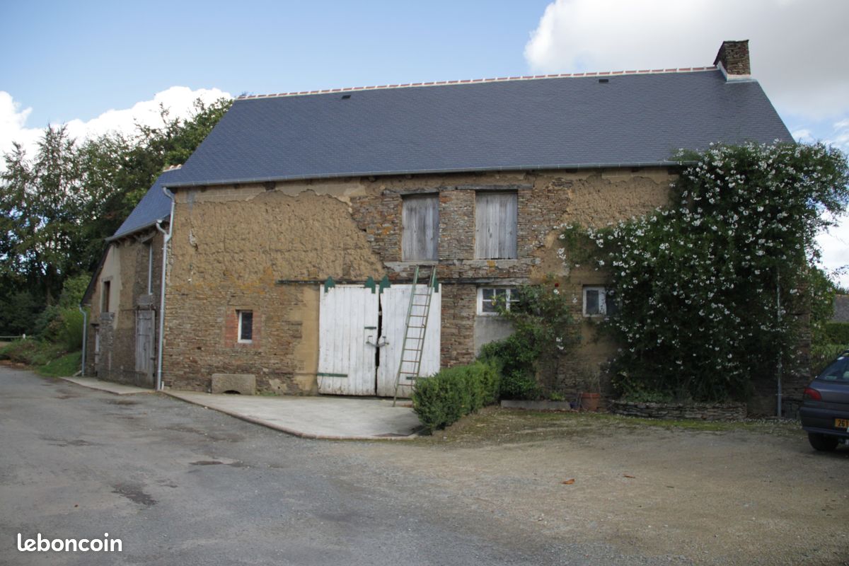 Local commercial 3 pièces 120 m² · à Pleugueneuc · 120 m² · 80 000 €