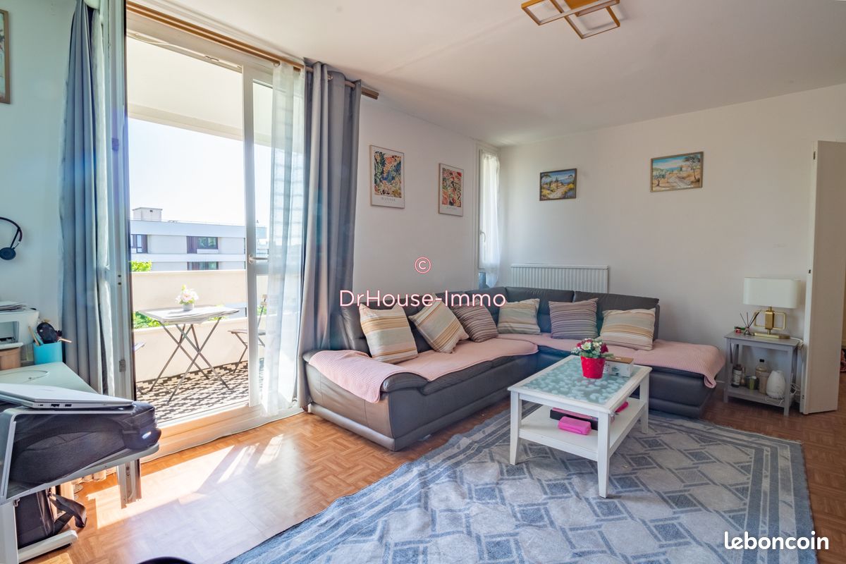 Appartement 4 pièces 88 m² · à Élancourt · 88 m² · 189 000 €