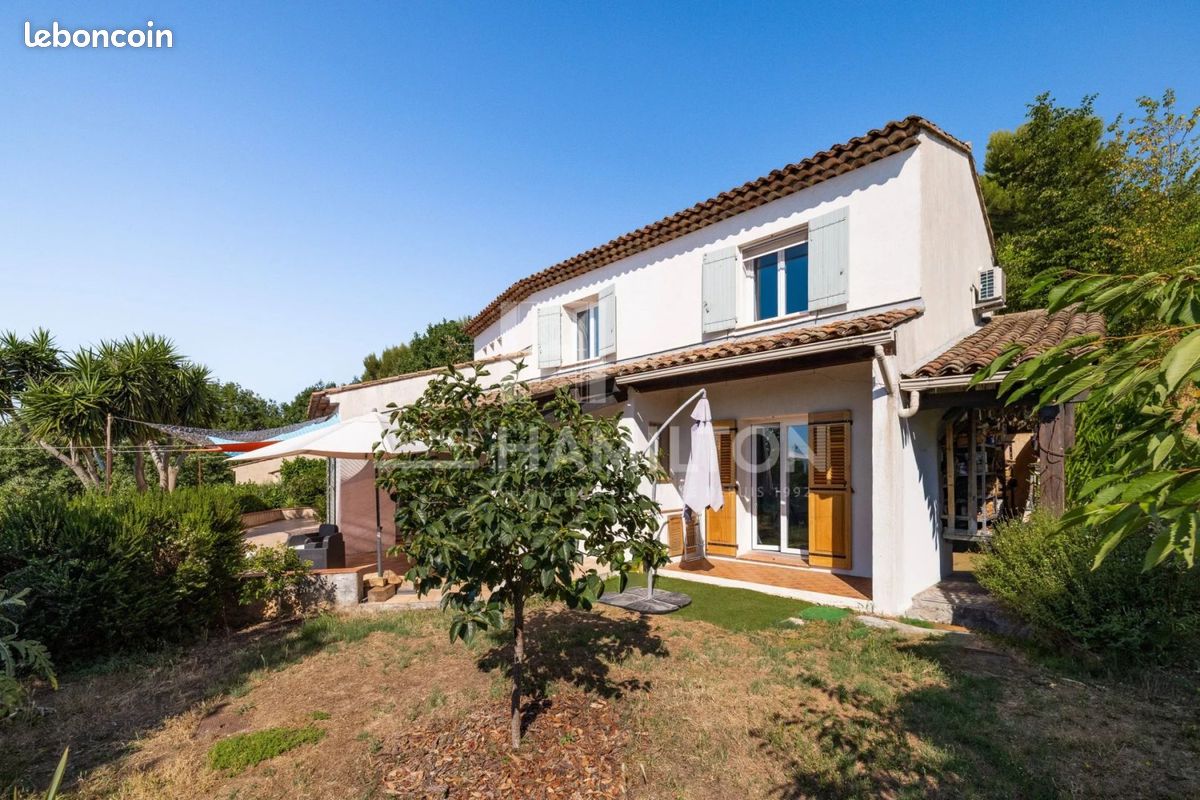 Maison 5 pièces 157 m² · à Châteauneuf-Grasse · 157 m² · 780 000 €