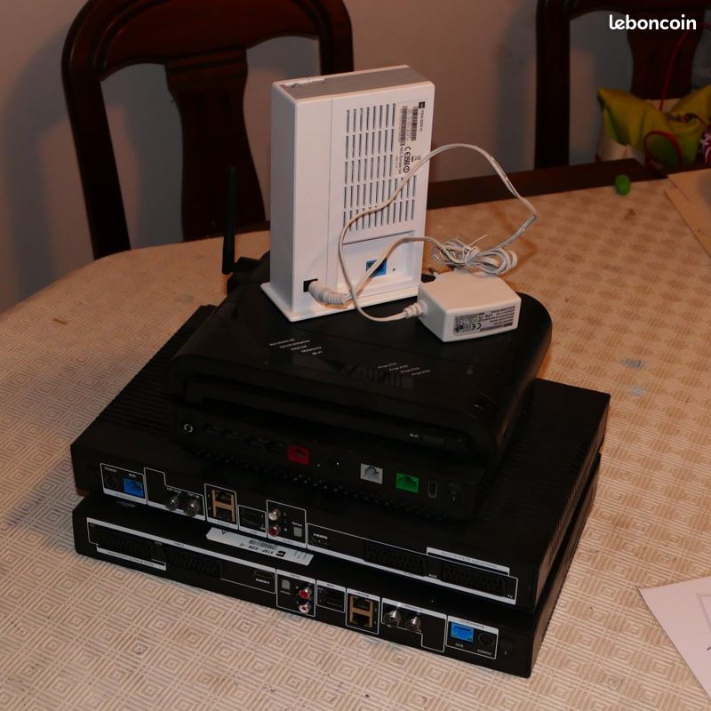 Divers routeurs et modems (image 2)